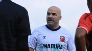 Madura United vs Persis